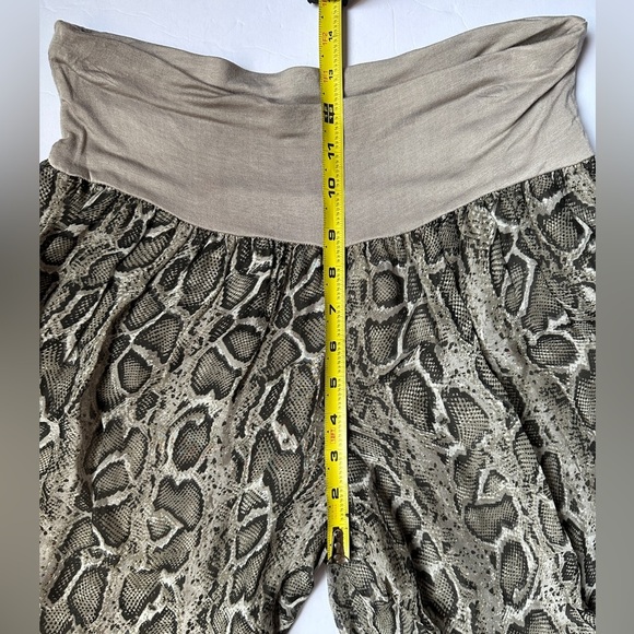 Gigi Moda Silk Snake Print Long Lined Skirt Pants Womens One Size Made Italy - Picture 5 of 8